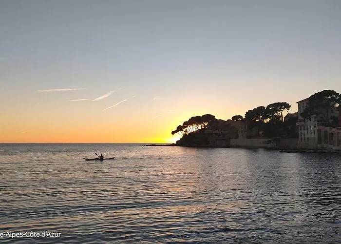 Appartement Moderne Sur Les Hauts De Bandol